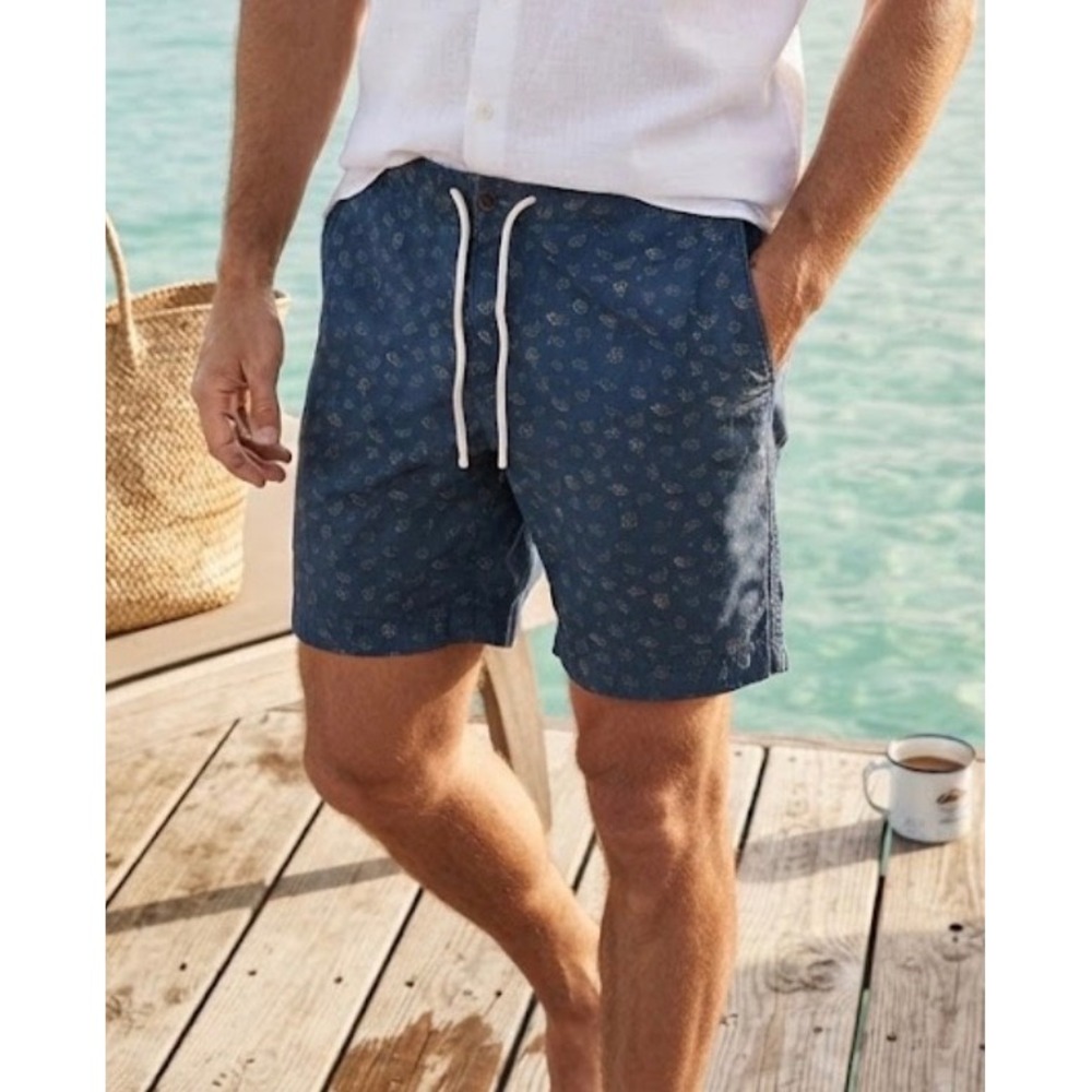 Abercrombie & Fitch Mens Navy Blue Paisley Drawstring Shorts Size Medium